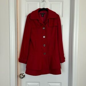 Moda international women’s red peacoat in small
